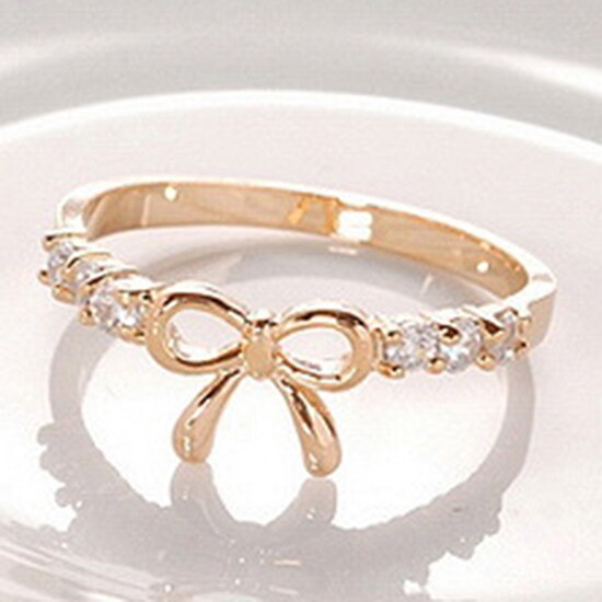Delle Donne di modo Anello Semplice Classico Elegante di Strass Anelli di Fidanzamento Bowknot Da Sposa fascia Da Sposa Anello di Barretta Femme bijoux Aneis
