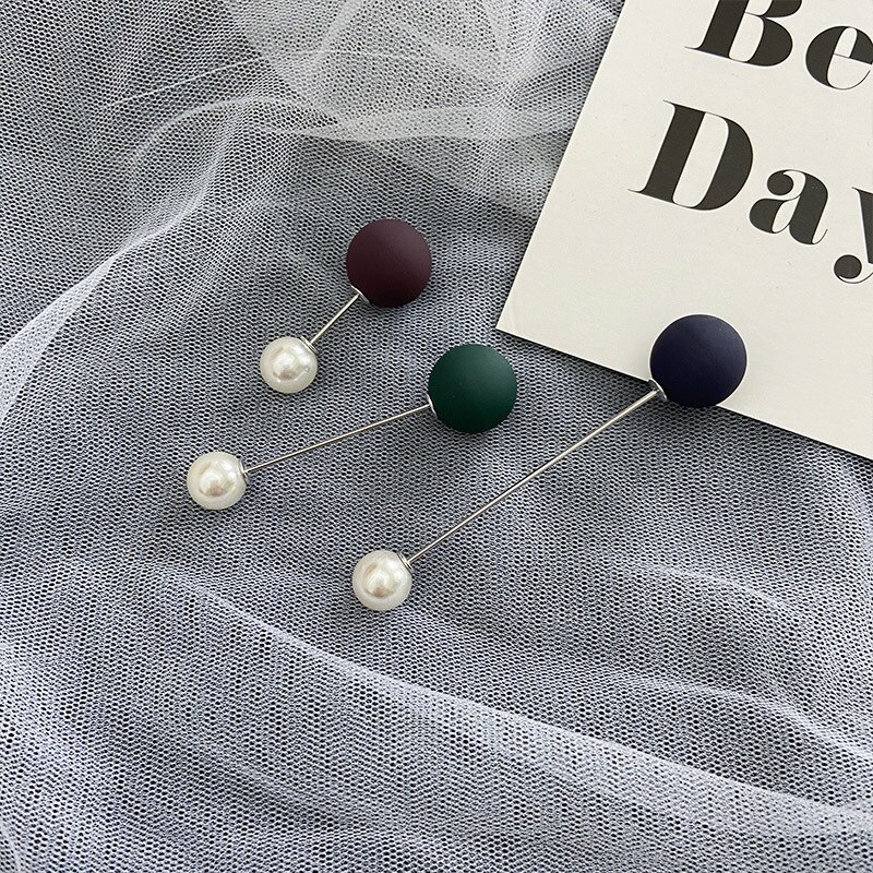 INS Network Red Pearl Brooch Female Anti-Exposure Buckle A- line Pin Fixed Clothes Small Pin Safety Pin Corsage Accessories: 2  Black Colored Three piece Set