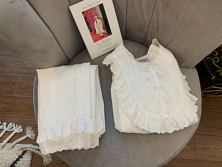 Conjunto de pijama Lolita para mujer, Tops de encaje de flores bordadas + Pantalones largos, pijama Vintage para mujer, ropa de dormir victoriana, ropa de descanso