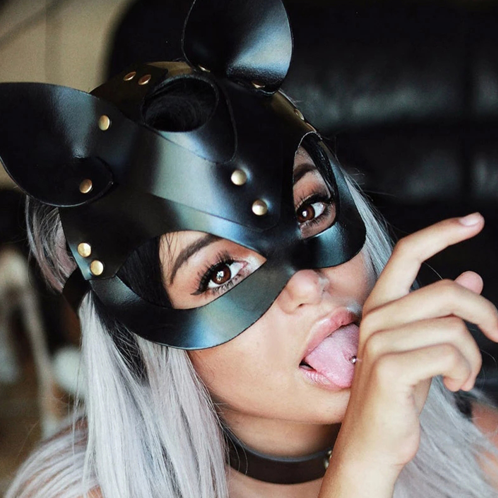 Women Sexy Leather Masks Blindfold Gothic Cosplay Mask Halloween Carnival Party Masquerade Ball Fancy Mask Accessories: GRAY