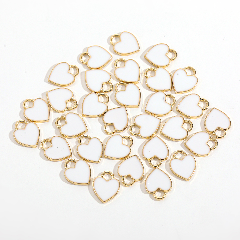 30 Stks/partij Enamel Heart Charm Cartoon Mooie Hart Mini Eenvoudige Hanger Voor Diy Kettingen Armbanden Sieraden Accessoires: White