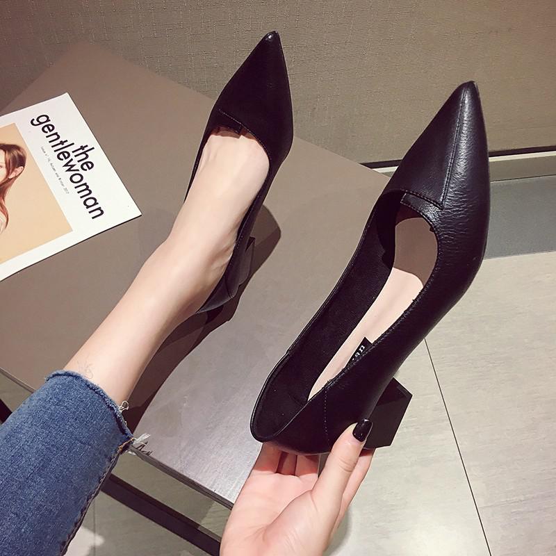 Chaussures simples femmes bouche peu profonde confortable cuir souple chaussures femmes printemps et été travail sauvage pointu talons hauts: Noir / 38