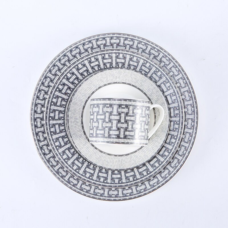 Classic European Bone China Coffee Cups and Saucers Tableware Coffee Plates Dishes Afternoon Tea Set Home Kitchen