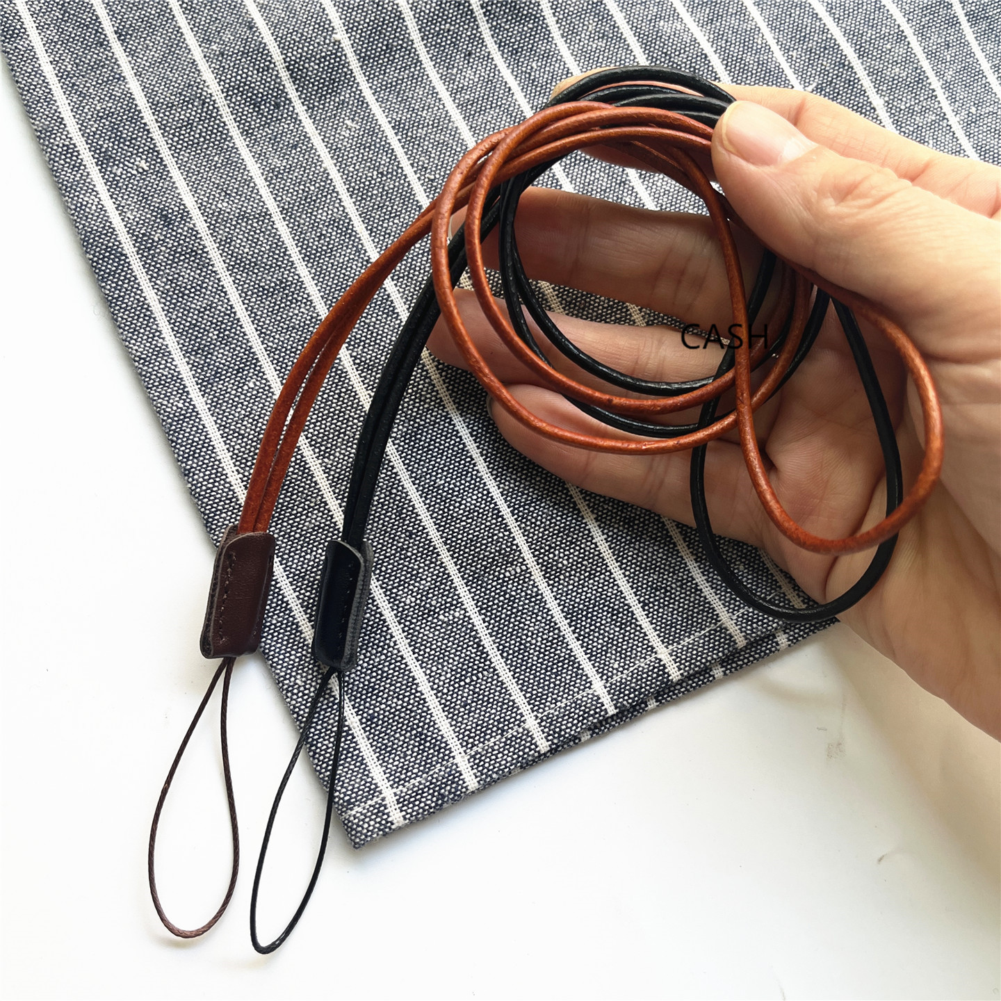 Cordão de couro sintético macio anti-perdas, alça de pescoço para cartão de identificação, emblema para academia, chaves usb, suporte para celular, corda de pendurar diy