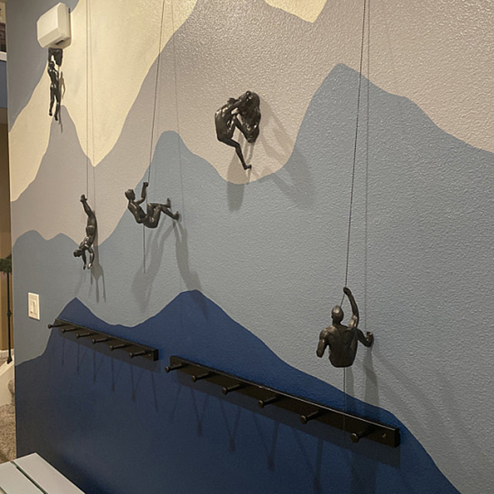 Hanging Statue Background Wall Decoration Climbing Character Pendant Home Decor Mural Climbing Character Statue Resin Decoration