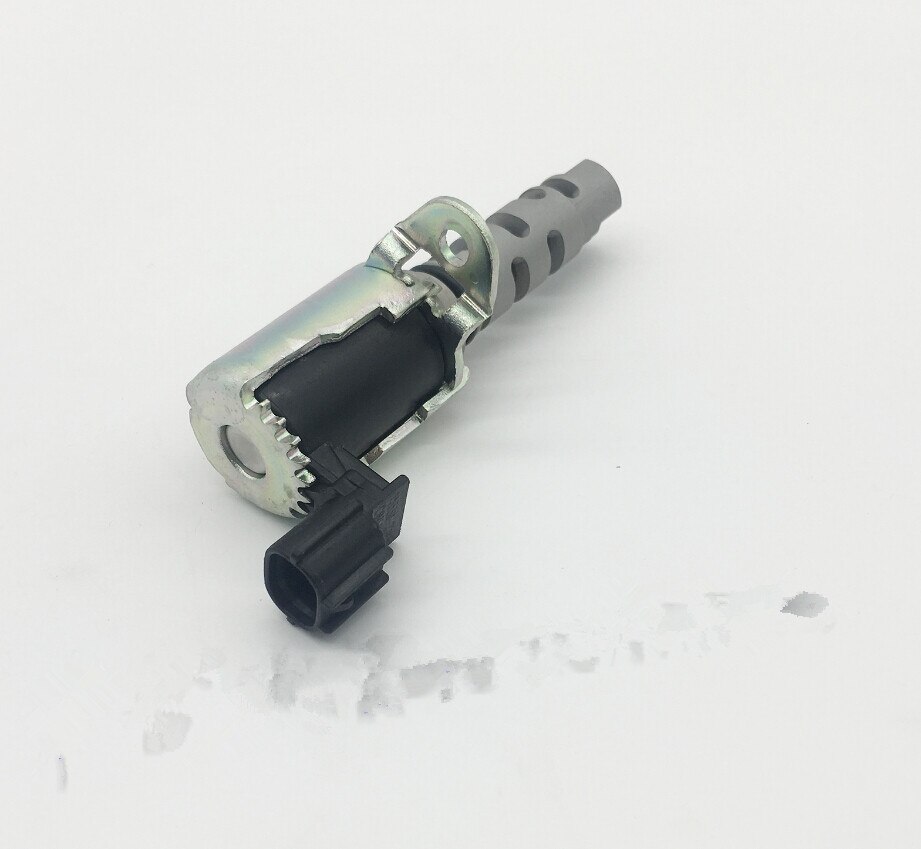 Car accessories Camshaft timing oil control valve assy 15330-22030 for Toyota Corolla 1995 RAV4 2000-2005