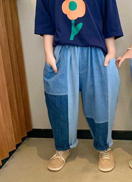 Ragazzi e ragazze jeans patchwork allentati stile coreano 2021 estate bambini pantaloni casual in denim sottile vestiti fratello e sorella: 2T