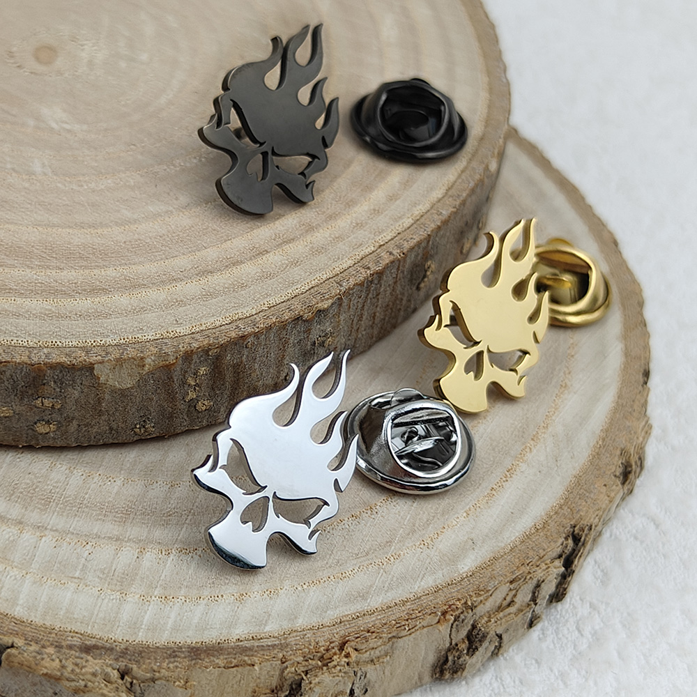 Broches classiques avec symbole de feu pour hommes, Punk, en acier inoxydable, signe de Danger, Badge, Hip Hop, Rock, accessoires de fête