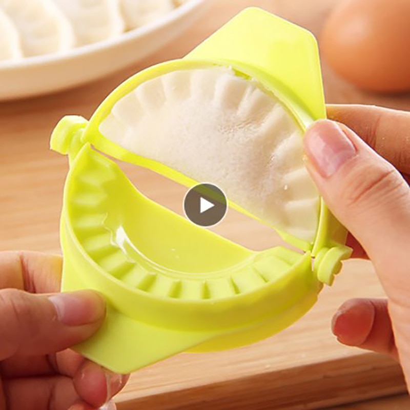 1PC DIY Plastic Dumpling Molds Chinese Food Jiaozi Maker Dough Press Dumpling Pie Ravioli Hand Mould Kitchen Tools