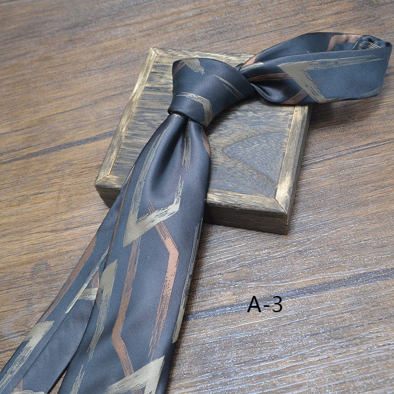 Nueva corbata clásica de poliéster de 8cm para hombre, corbata Retro de negocios con flores Jacquard, patrón de pescado, corbata marrón y negra, accesorios para de boda: Verde