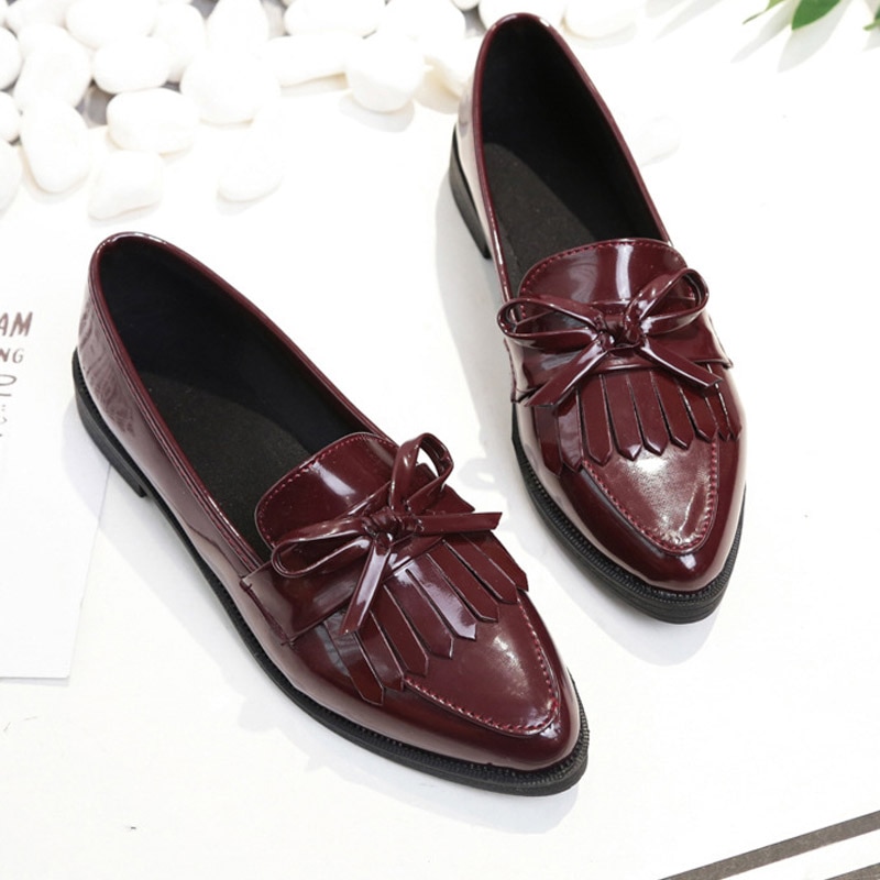 Tofs rosett knut kvinnor oxfords kvinnligt derby lädermärke casual spetsig tå slip on flats dam komfort höst brogue skor