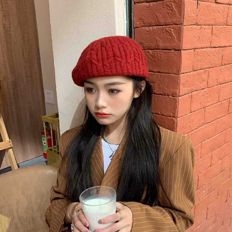 Autumn and Winter Red Beret Female Korean Version Ins Painter Hat Literary Retro Outdoor Warm Hat