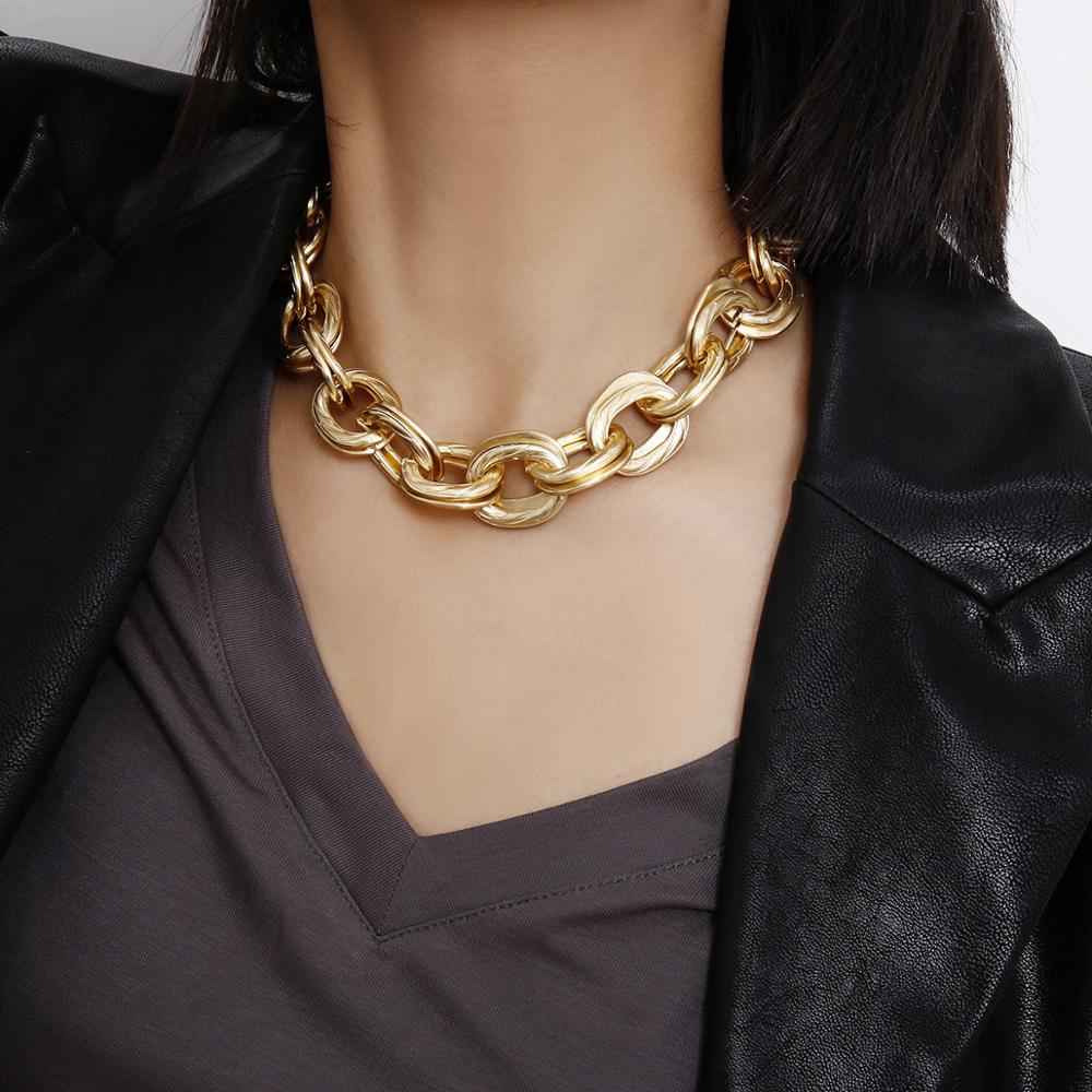 Europese en amerikaanse sieraden, eenvoudige punk straatfotografie, metalen ketting, dames, overdreven ronde kruisketting