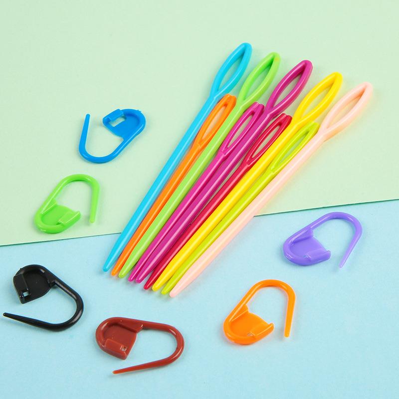 100 Uds. Agujas de tejer de plástico de colores mezclados 5,5-15cm ganchos de ganchillo aguja de hilo de lana niños DIY suéter herramientas de tejer accesorio