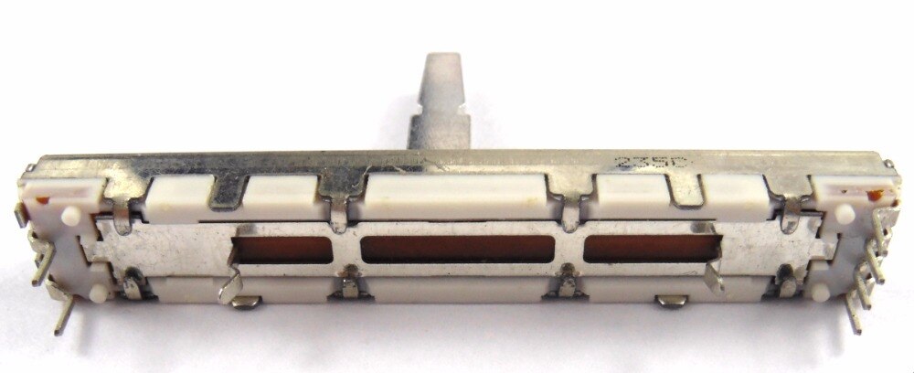 10 pcs FADER DCV1010 Voor DJM400 DJM500 DJM600 DJM700 DJM800 DJM5000