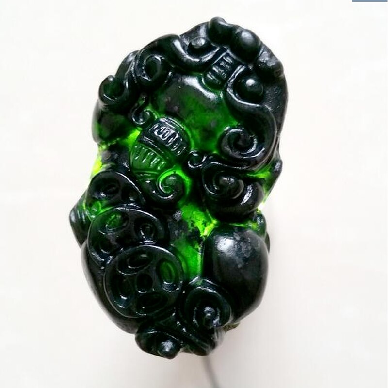 Carved pixiu Jade Pendant Natural Chinese Black Green Dragon Necklace Charm Jewellery Lucky Amulet