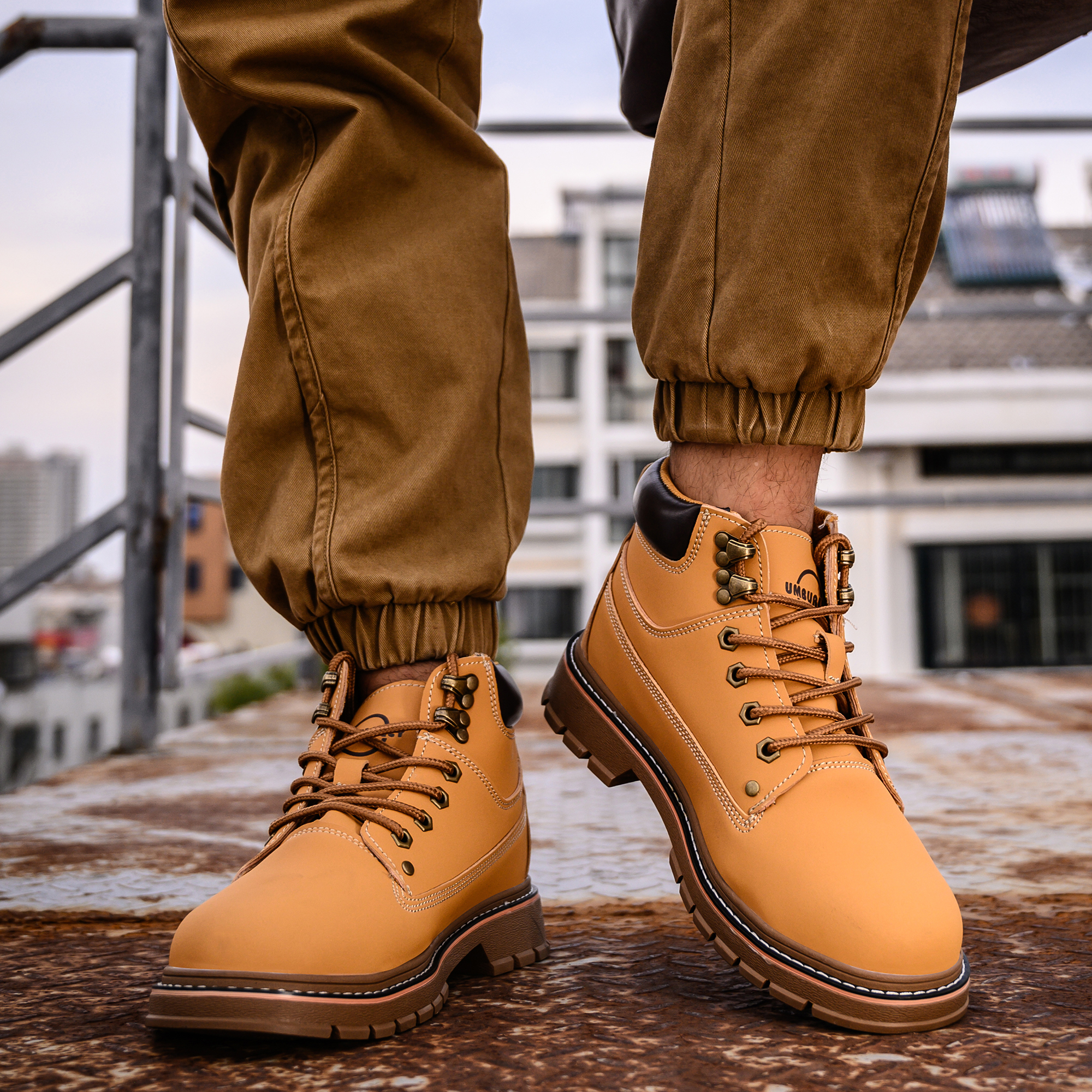 Arbeitsstiefel mit Stahlkappe, pannensichere Sicherheitsschuhe für Herren, rutschfeste, langlebige Wanderstiefel für den Bau im Freien