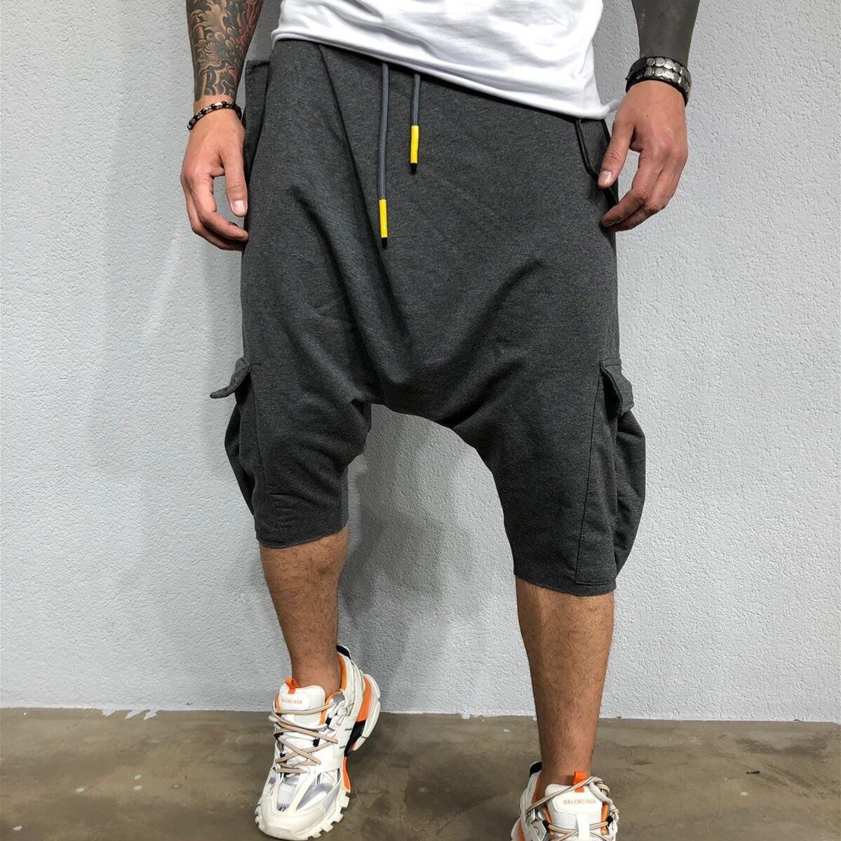 Calça masculina folgada, nova moda hip-hop, calça estilo europeu e americano, cor sólida, esportiva casual, com corte de harlan: L / Dark Gray