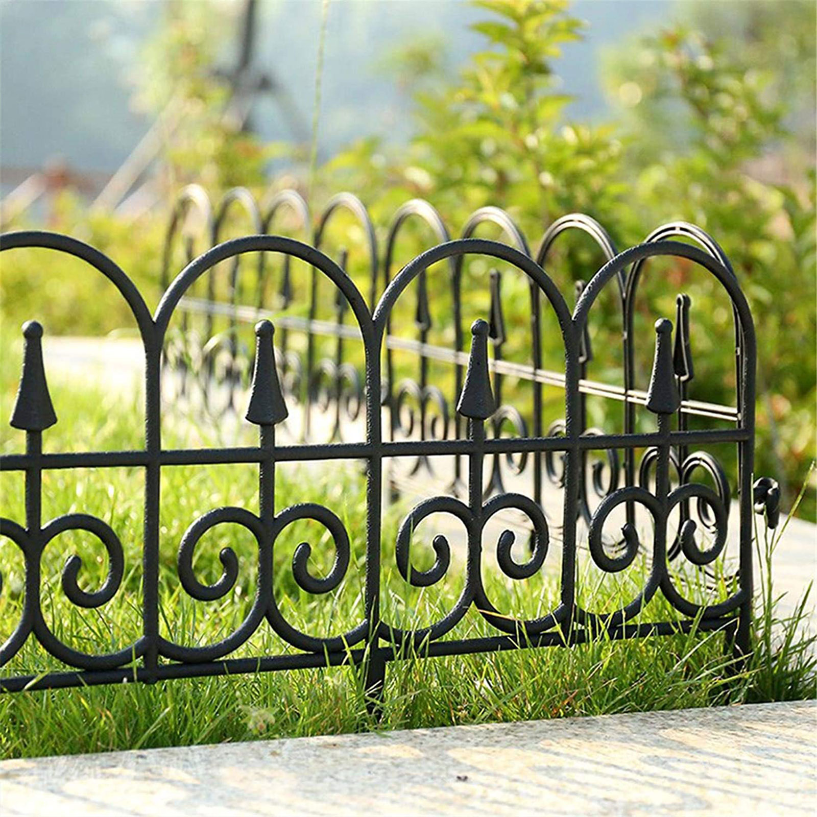 5 PCs Insert Type Plastic Garden Fence with Buckle European Style Removable Flower Bed Fencing Barrier