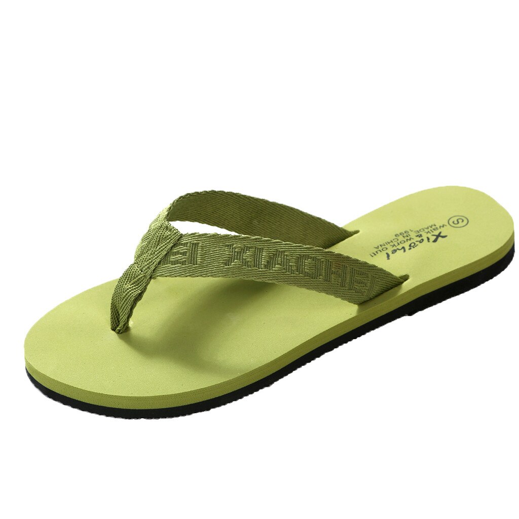 Bas doux décontracté plage tongs femmes simple plat solide pantoufle léger en plein air sandales dames bout ouvert pantoufles: green / 40