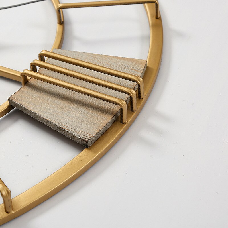 Nordic Metal Roman Numeral Wall Clocks Retro Iron Art Gold Large Hanging Ornament Home Decoration Wall Clock 40cm