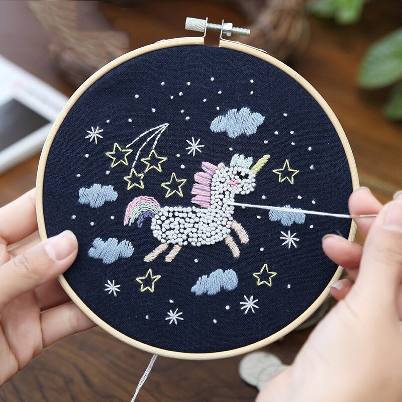 Söt tecknad djur diy broderade tillbehör kit stjärnserie broderimaterial paket hantverk broderi gör leveranser