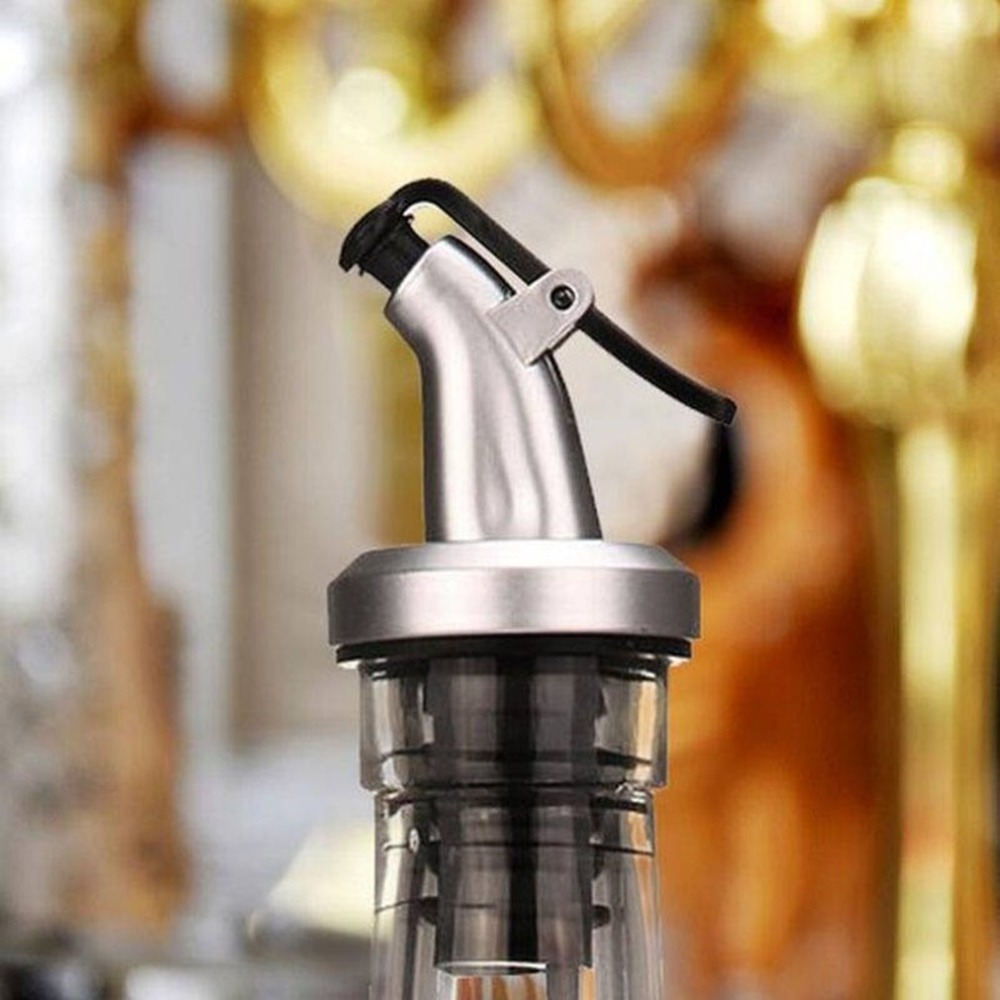Olie Fles Stop Spuit Liquor Dispenser Wijn Pourers Flip Top Beer Bottle Cap Stopper Lekvrije Schenker Keuken Kleur Willekeurige