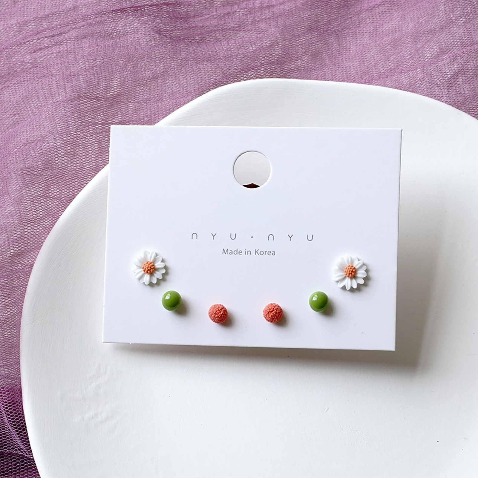 Juego de pendientes de cerámica para mujer y niña, aretes redondos de varios colores con forma de flor, estrella, avión, universo y Planeta, joyería para la oreja, 3 pares: Color dorado