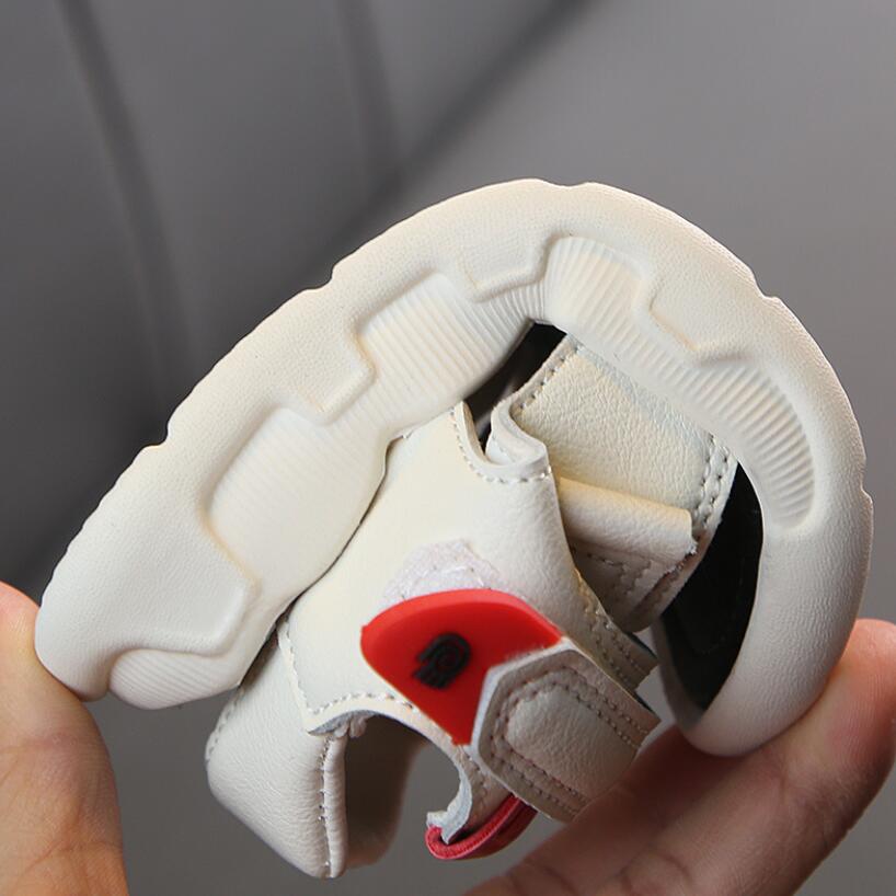 Garçons marques d'été sandales enfants semelle souple sandales de plage 2-14 ans anti-dérapant confortable mignon chaussures de Sport enfants chaussures en cuir