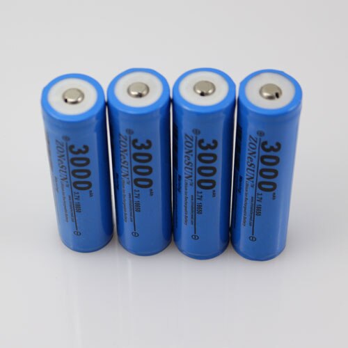 In the 3000mAh 3.7V with protection board 18650 prong cylindrical lithium battery LED flashlight Rechargeable Li-ion Cell