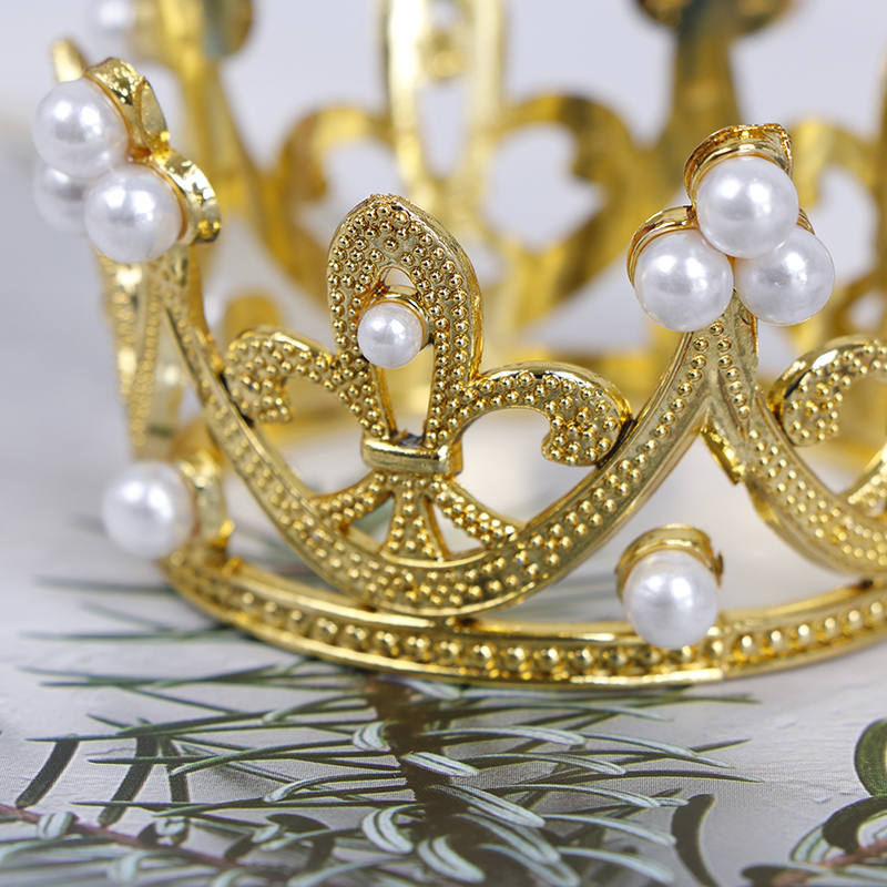 1pc mini krone kake topper krystall perle tiara låve hårpynt
