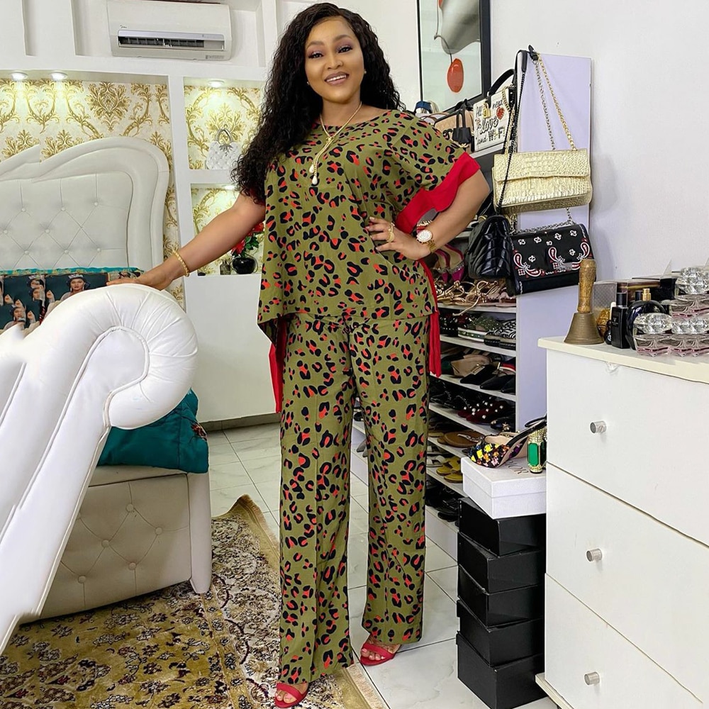 MD Two Piece Set Women Dashiki T shirt Pants Suit African Print Ladies Clothes Ankara Blouse Robe Africaine Femme S9035