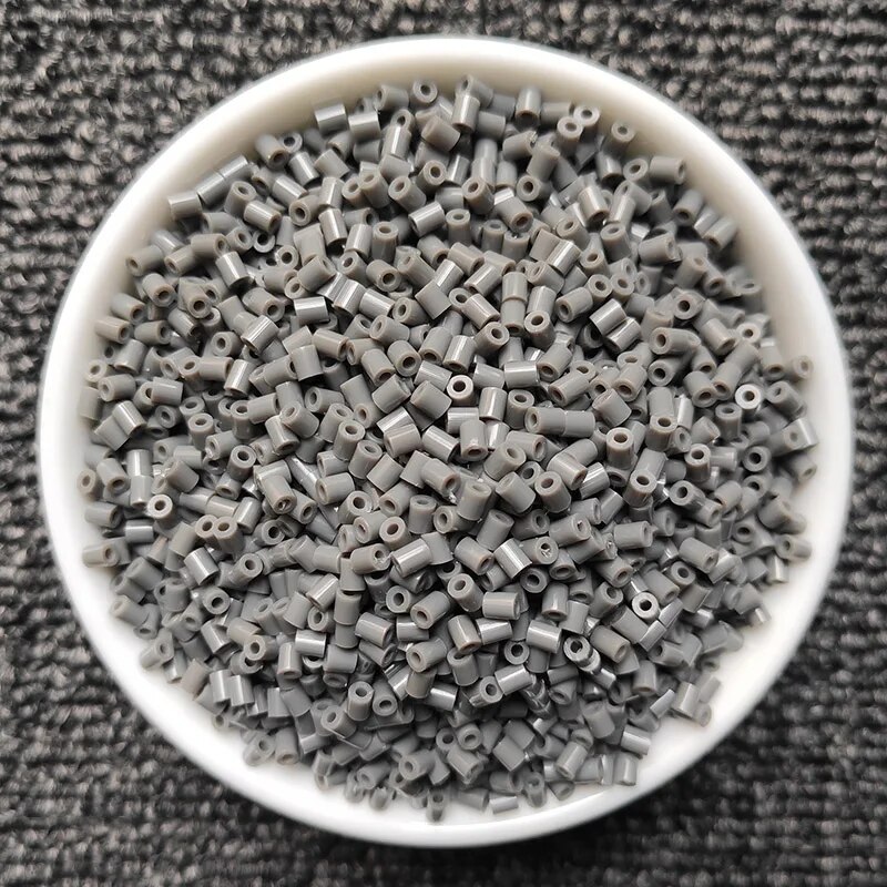 1000 sztuk/paczka 2.6mm Mini koraliki bezpiecznikowe Pixel Puzzle koraliki do topienia żelaza do tworzenia biżuterii DIY wysokiej jakości ręcznie robiona zabawka edukacyjna: Niebieski