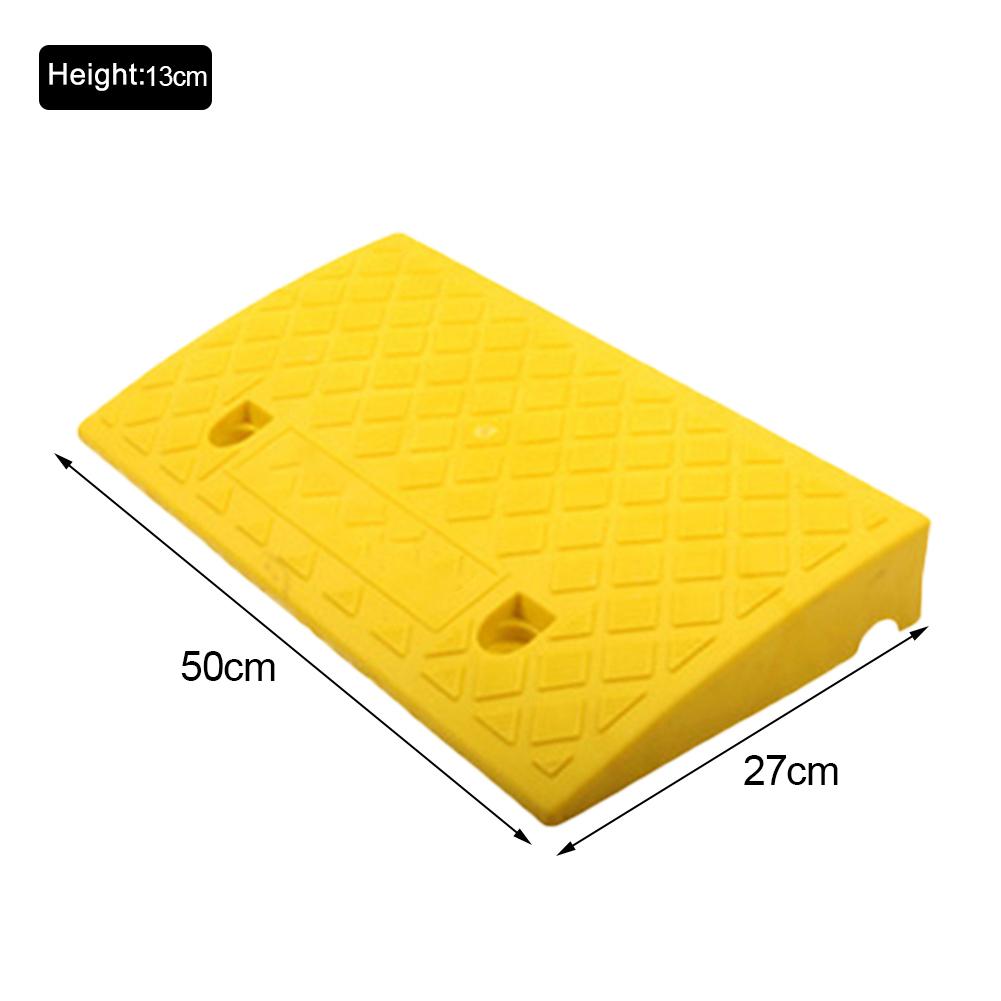 Ramp For Car Portable Lightweight Plastic Curb Ramps Heavy Duty Plastic Skid Stop Curb Edge Ramp For Wheelchair Bike Motorcycle