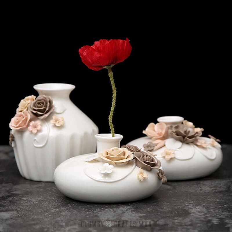 Handmade Art Collectibles Ceramic Flower Vases Small Porcelain Ornaments For Home Tabletop Kitchen Bathroom Vanity Decorations