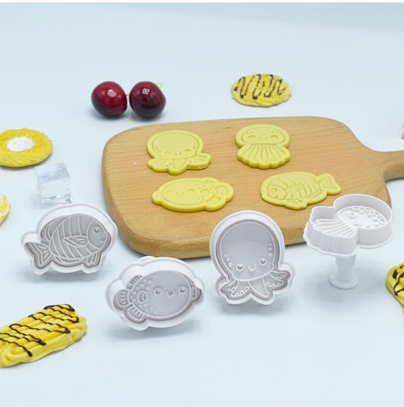 4pcs Ocean Cookie Cutter Jellyfish Seahorse Clownfish Octopus Starfish Fondant Stamp Baking Mold Ocean Theme Cake Decor Tool
