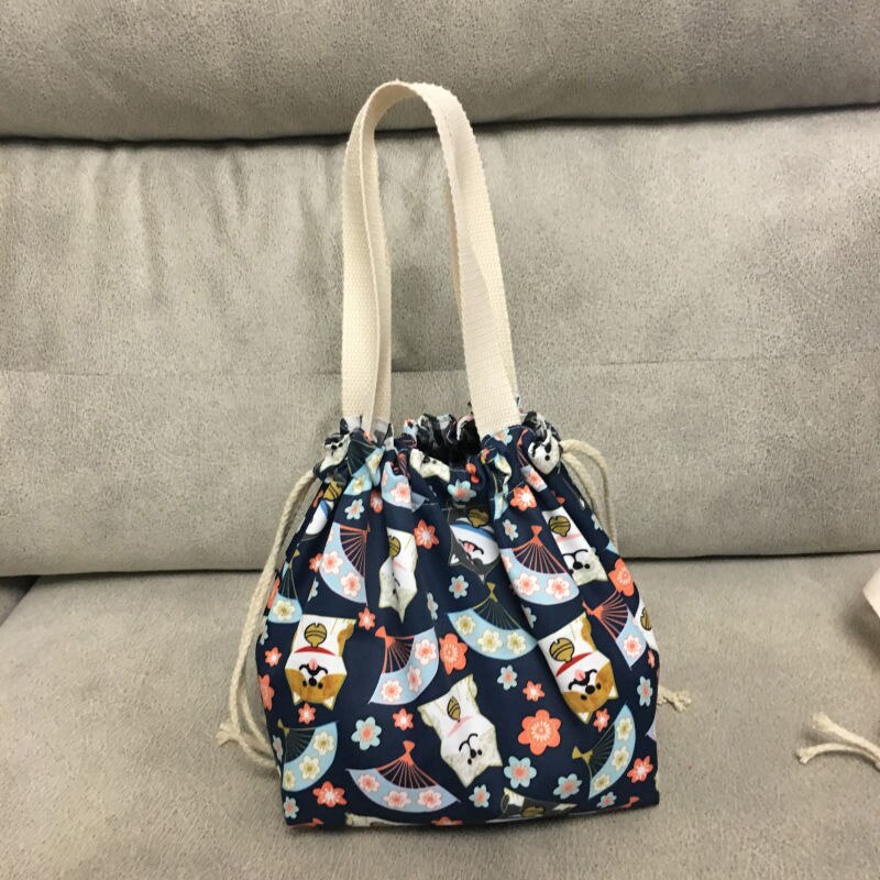 Japanse lunchbox tas cartoon schattige bedrukte canvas stof trekkoord werkende lunchtas: Hg012