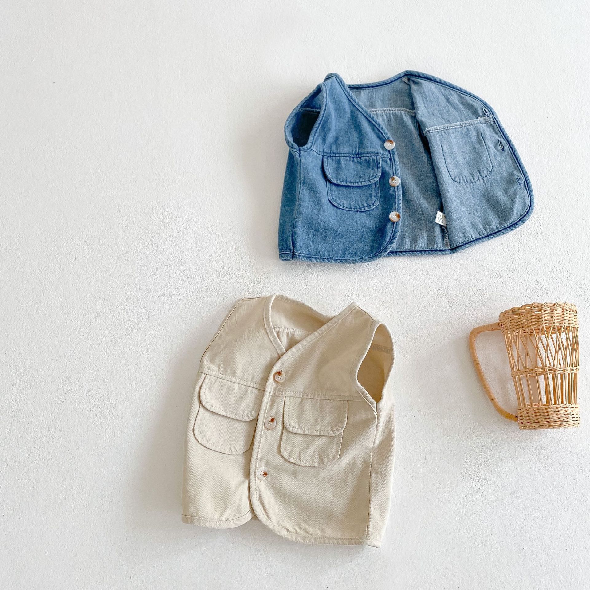 Gilet en denim sans manches pour bébé, gilet unisexe, doux et mignon, assorti avec tout, automne