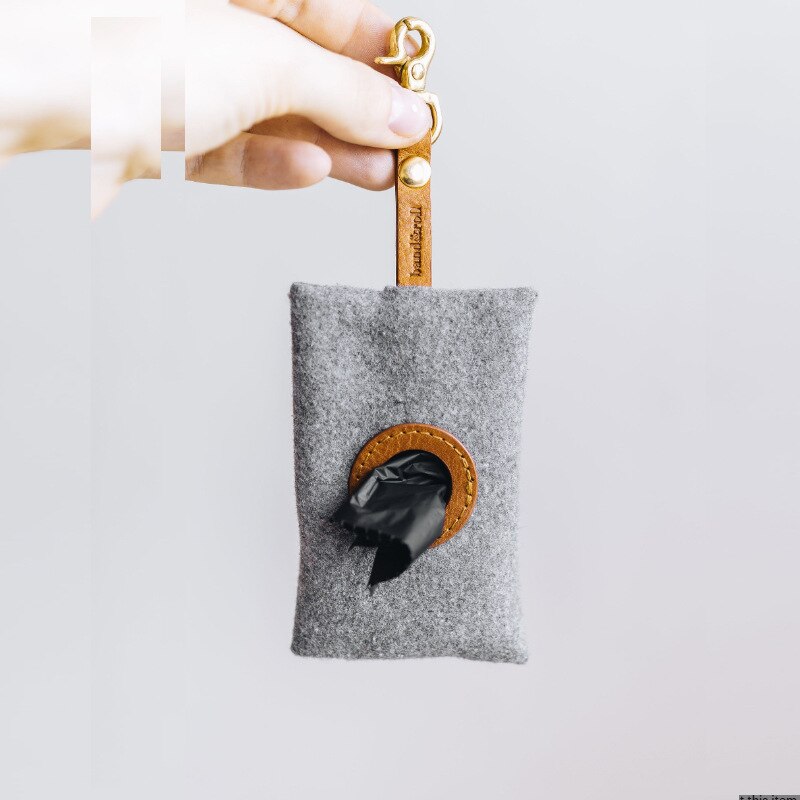 Outdoor Dog Toilet Bag Trash Bag Holder Dog Poop Bag Holder Felt Bag Pet Trash Bag Keychain Felt Toilet