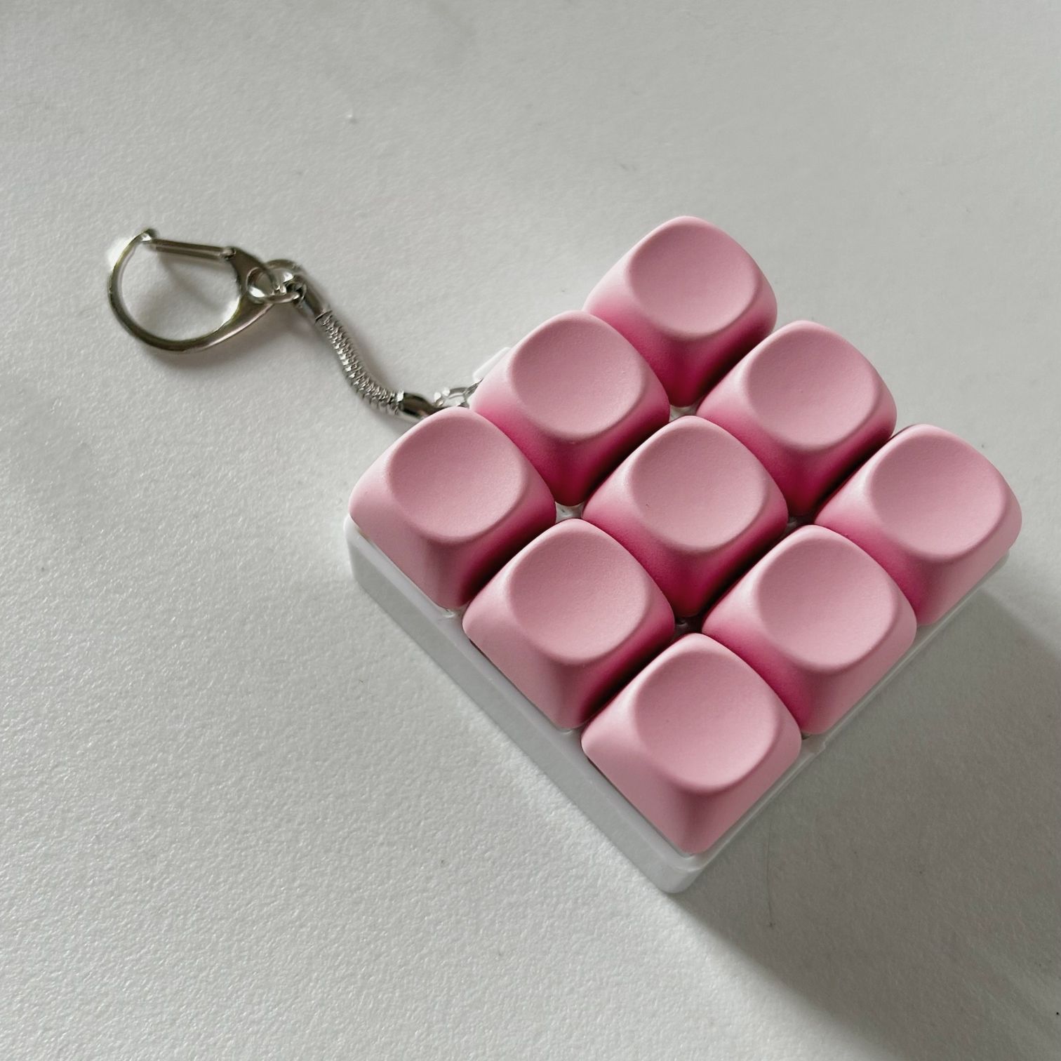 9 touches clavier Fidget jouet relaxant amovible doigt Fidget Clicker porte-clés Portable bricolage bouton doigt Clicker porte-clés