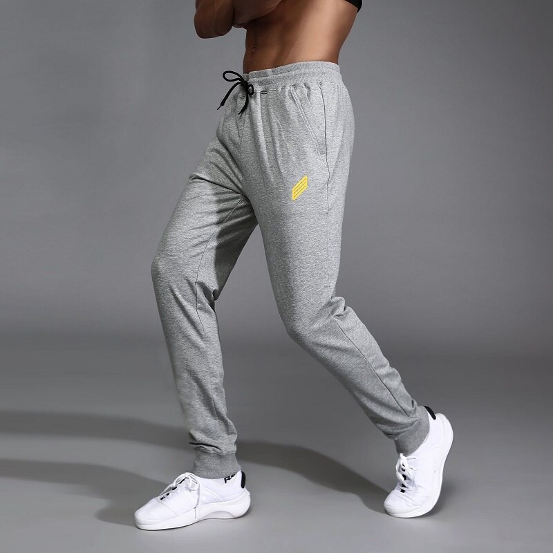 Winterproducten plus fluwelen joggingbroeken heren casual run training warme voeten broeken dikke katoenen broeken joggingbroeken joggingbroeken
