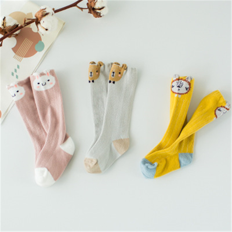 Niedlichen cartoon socken baby mädchen jungen lange rohr baby socken knie hohe lang socken warme sokken infant neugeborenen kinder socke anti slip