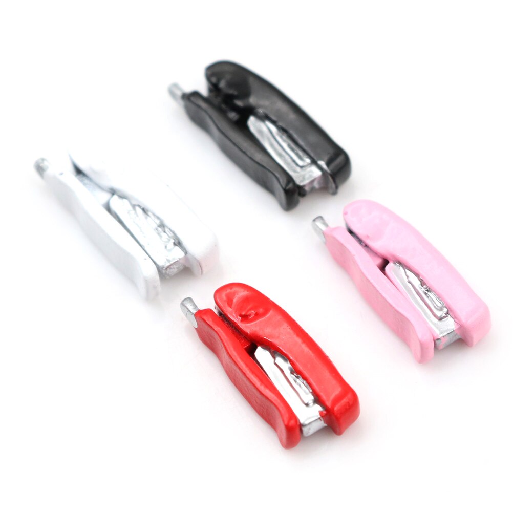 1pcs Mini Stapler Dollhouse Miniature 1:12 Toy A Metal Pink Stapler Length 1.9cm Doll Accessories Random Color