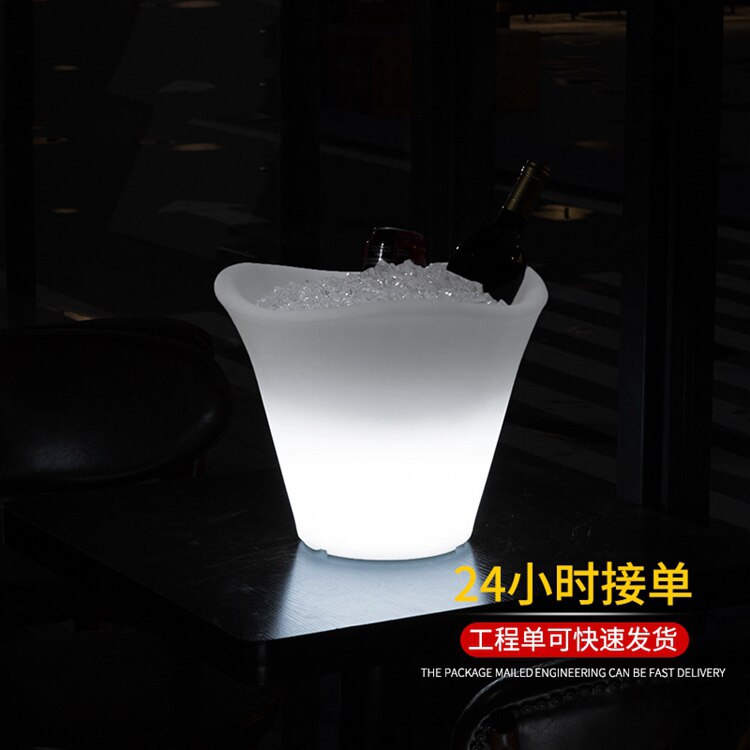 Modern LED 7 colourful lights ice bucket round double plastic ice bucket USB charging beer and wine ice bucket for hotel KTV bar