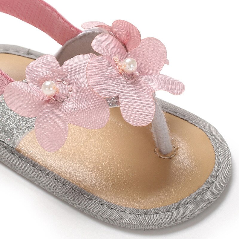 nuevos zapatos de princesa con flores brillantes y perlas para niñas pequeñas y bebés