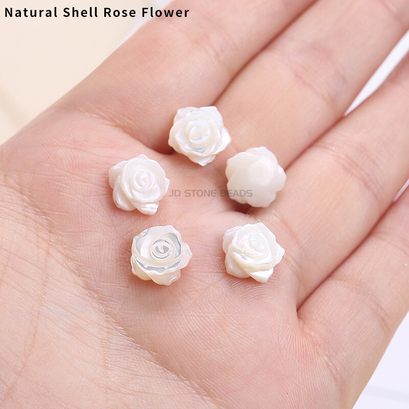 10 Pz/lotto Naturale Bianco Nero Rosa della perla della Margherita Del Fiore della Rosa Branelli Allentati Borsette Monili Che Fanno 8 millimetri-18mm Decorazioni regali: Rose Flower White / 10mm