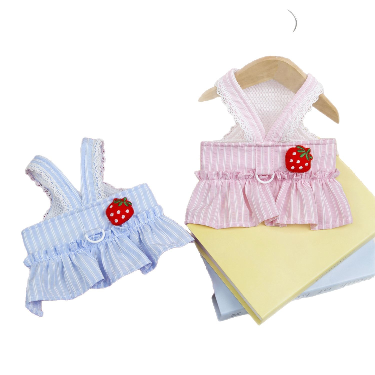 Stripete stroppekjole for kjæledyr vår/sommer katteklær jordbær hundeklær for små hunder valpesele hundekjole