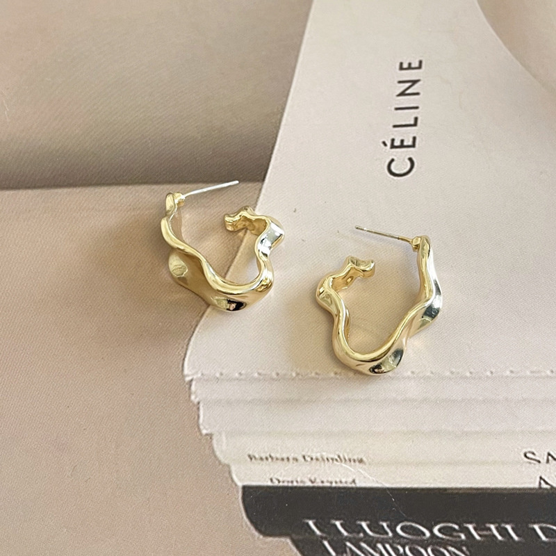 Irregular Liquid Metal Earrings Personality Retro Geometric Hollow Out Earrings Woman Party Travel Christmas