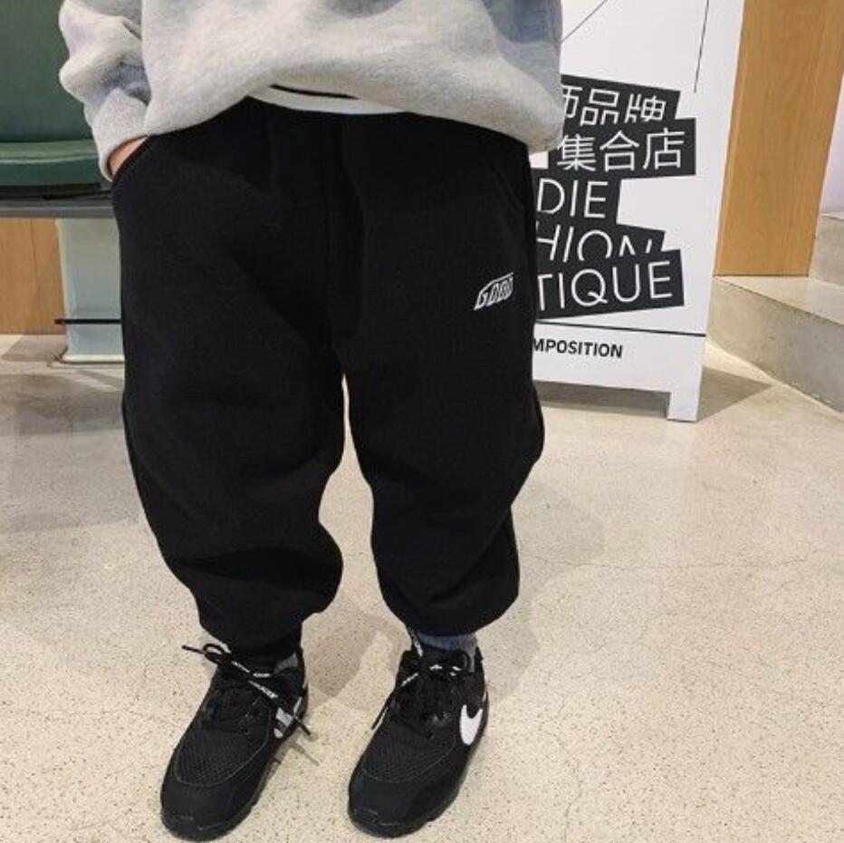 Pantalones de chándal gruesos para niño y niña, pantalón acolchado de terciopelo, holgado y cálido, ropa deportiva para correr, Invierno: Negro / 8 años