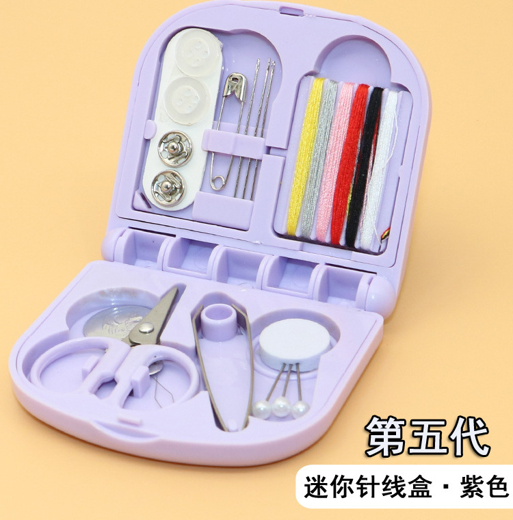Portable Travel Mini Sewing Kit Buttons Pins Storage Boxes HandmadeScissor Thimble Needle Threads Box Set DIY Sewing Tools: Light Grey